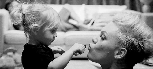 tumblr_mtdmhfrTHR1qcm0m3o1_500